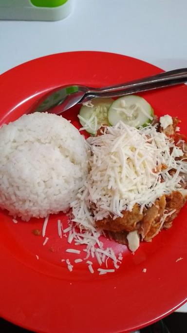 AYAM GEPREK HARA CHICKEN