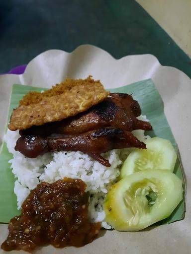 AYAM GORENG DAN RICA-RICA LANCAR SARI