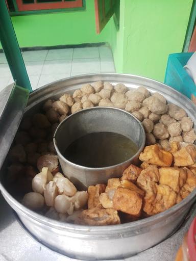 BAKSO BAKWAN KAWI (SABAR)