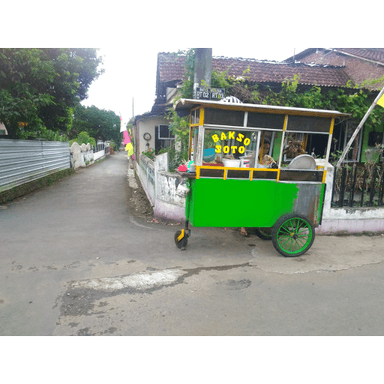 BAKSO DAN SOTO PAK KAMIR