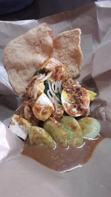 GADO-GADO BU MUL