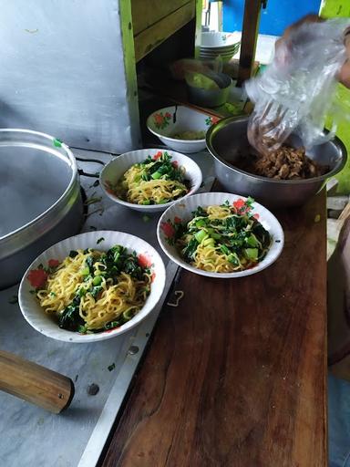 MIE AYAM PAK KUMIS