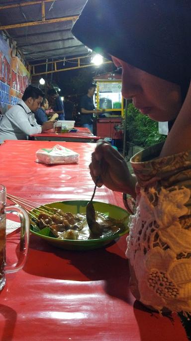 SATE PADANG PUTRA PARIAMAN