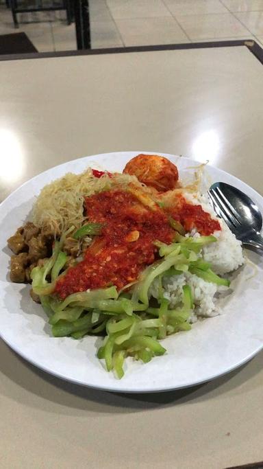 WARUNG MAKAN MBA NENI