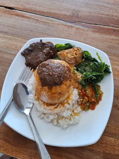 RUMAH MAKAN PADANG ZAM ZAM