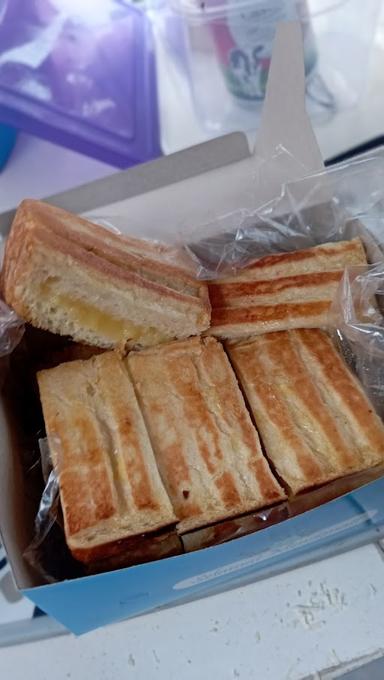 ROTI BAKAR BANDUNG JHOO