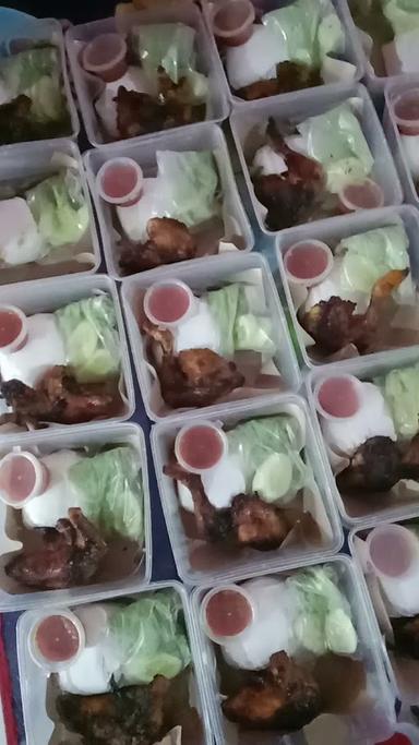 AYAM BAKAR MADU BINTANG RAJEG