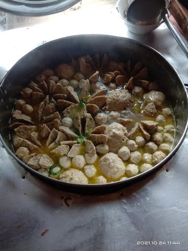 MIE AYAM BAKSO SEDERHANA MAS KUBIL