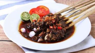 SATE MADURA CAK OMAN