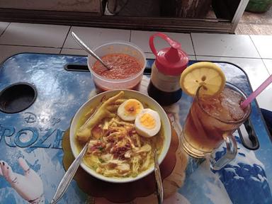 SOTO AYAM & LEMON TEA MAMA UPI