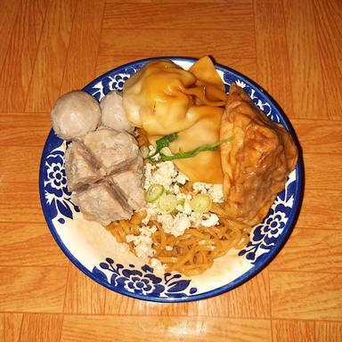 BAKSO NUSA