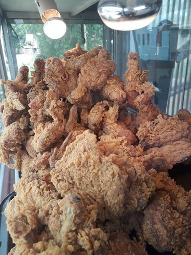 DE CHICK FRIED CHICKEN MELONG