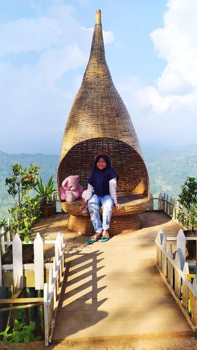 WARUNG KULINER PUNCAK BANGKU RANCAH CIAMIS