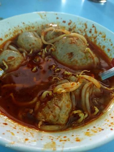 MIE BAKSO MAS ENO DAN KAI HERBAL MEDICARE