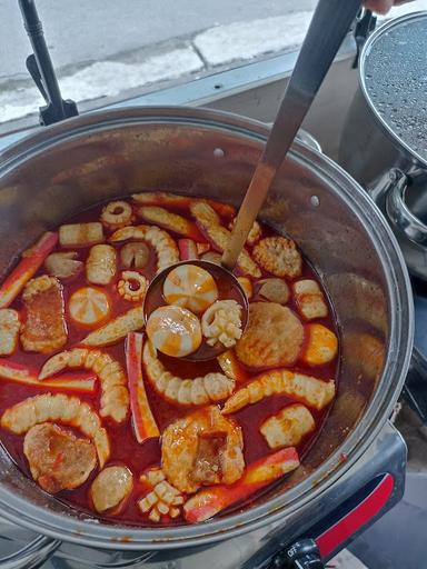 MAKANAKU BAKSO SEAFOOD KOREA