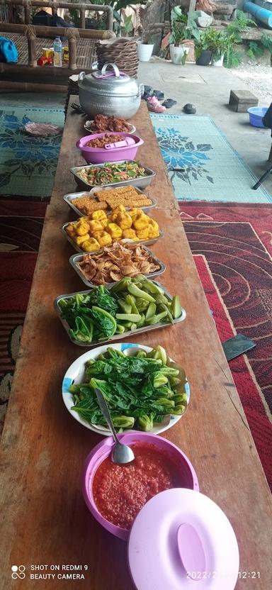 NGARIUNG MIE AYAM & BAKSO