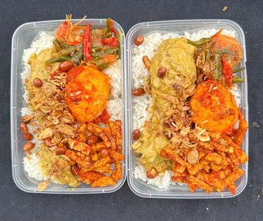 SARAPAN LONTONG SAYUR ACEH