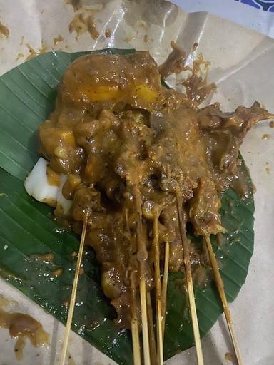 SATE PADANG PARIAMAN YAKIN