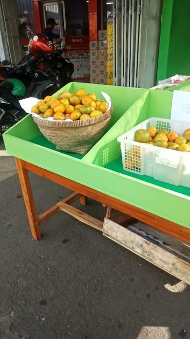 KEBON BUAH & JERUK PERAS SEGER BENER