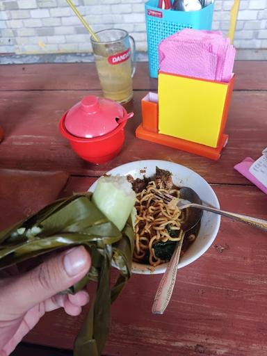 MIE AYAM KRATON