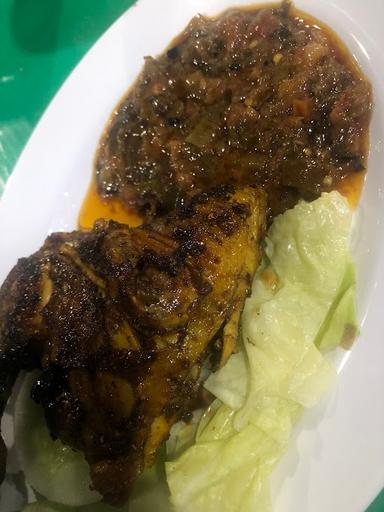 AYAM BAKAR TALENTA