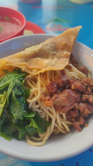 BAKMI BANGKA 77 CABANG JL. TAMALATE