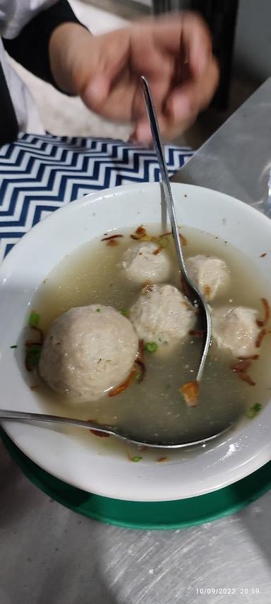 BAKSO BENGAWAN SOLO MAS SANTOSO