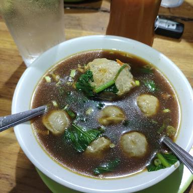 BAKSO KEJU MAS KOMENG