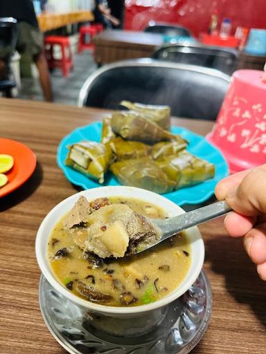 COTO PANGKEP KETUPAT GRATIS