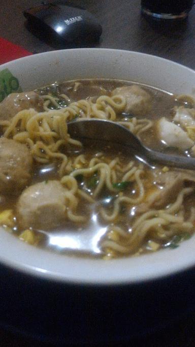 WARUNG BAKSO BOM SINDORO SUMBING