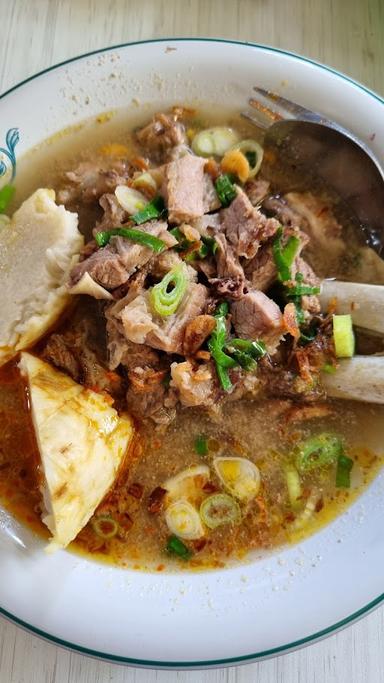 WARUNG NUR KHAS COTO NUR LABUANG BAJI