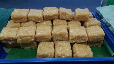 KUE DONGKAL RAWALUMBU