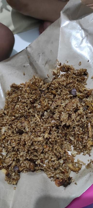 PONDOK NASI GORENG SPESIAL TETEP DEMEN