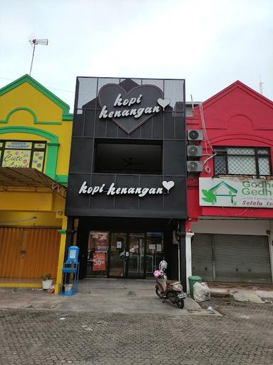 KOPI KENANGAN X CHIGO X FLIP BURGER - RUKO KEMANG PRATAMA BEKASI