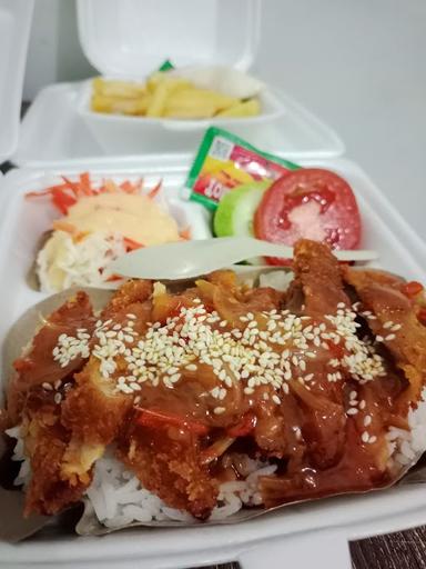 ANNA CHICKEN KATSU & BURGER