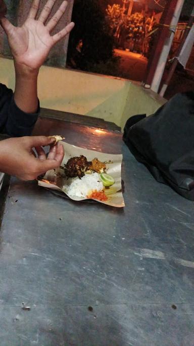 AYAM BAKAR DAN GORENG PRESTO UMMATA