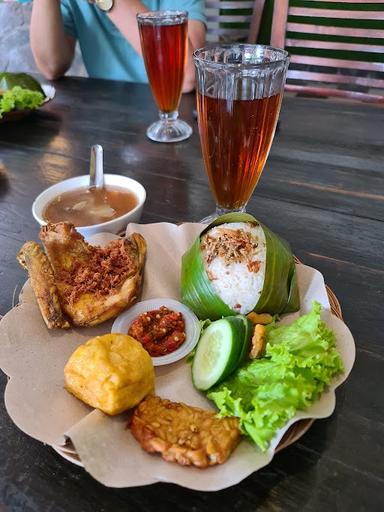 AYAM PENYET BU YANI - KEMANG PRATAMA