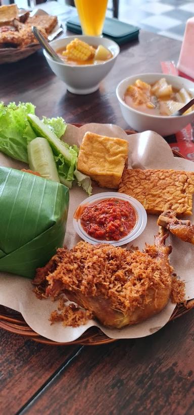 AYAM PENYET BU YANI - KEMANG PRATAMA