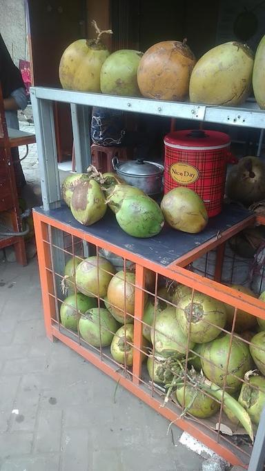 MIE AYAM BAKSO NGAPAK