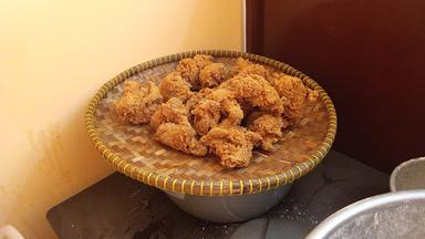 ORCHI FRIED CHICKEN RAWALUMBU