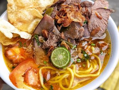 SOTO MIE BOGOR PAK AANG