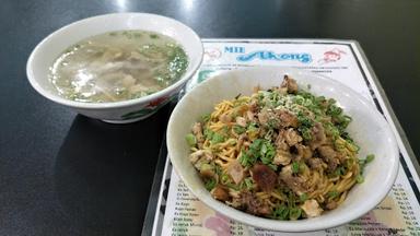 MIE AKONG