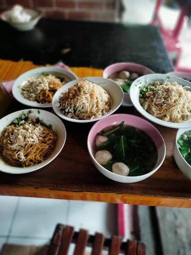 MIE AKUP CIATEUL