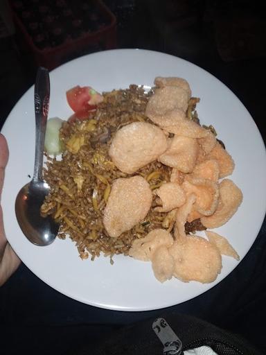 NASI GORENG PAK IKIN, HOMAN