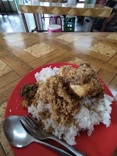 WARUNG NASI SPG, PASUNDAN