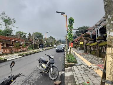 WARUNG MAKAN BESAKHI ENAK