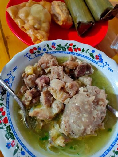 BAKSO URAT BANG KEVIN