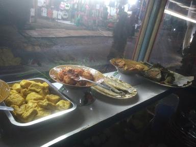 WARUNG NASI H KOMAR