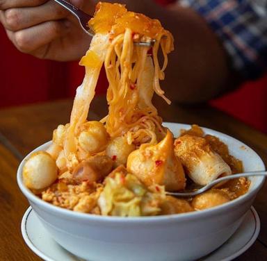 BAKSO ACI KAGET - TENGGILIS MEJOYO