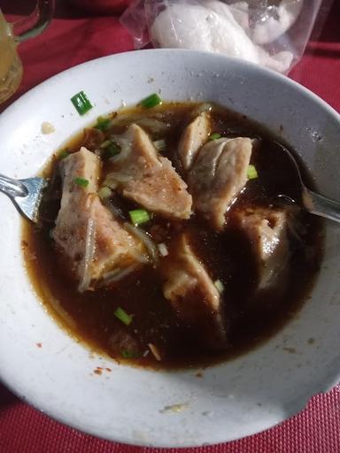 BAKSO ENAM SAUDARA